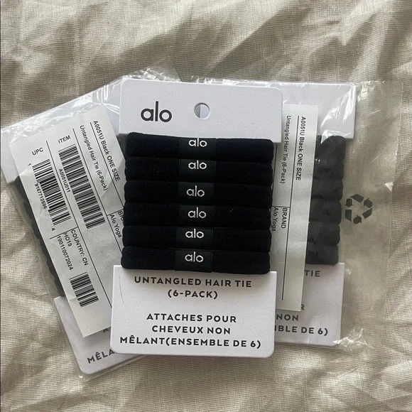 ALO Yoga Black Hair Ties (3 SETS/ 6 HAIR TIES PER SET) - Picture 1 of 5